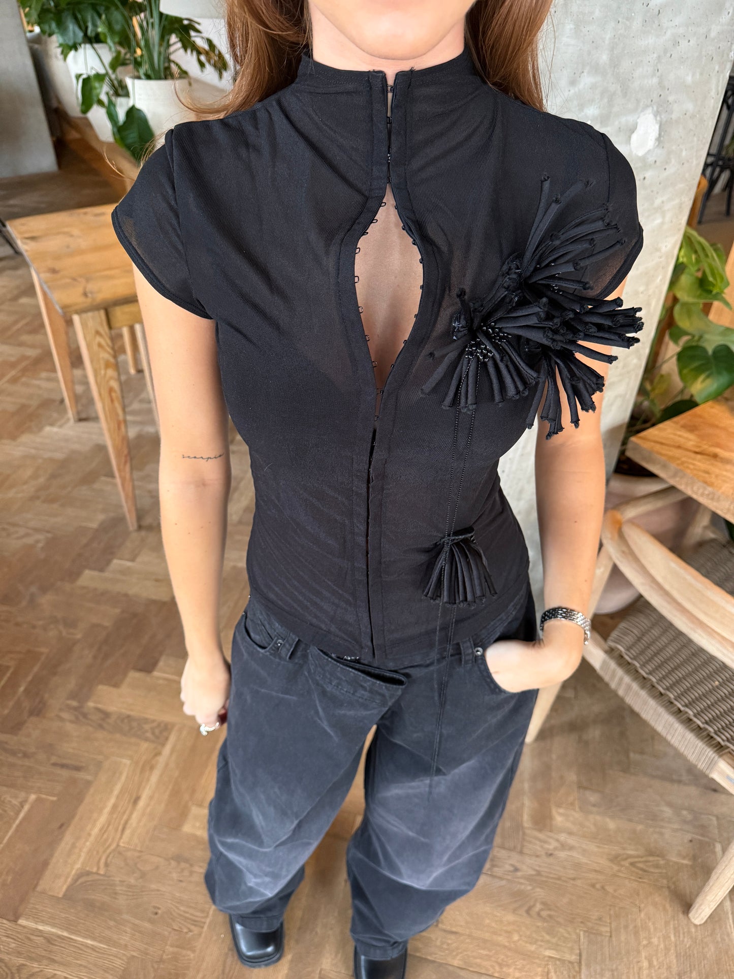 Noir Bloom Top