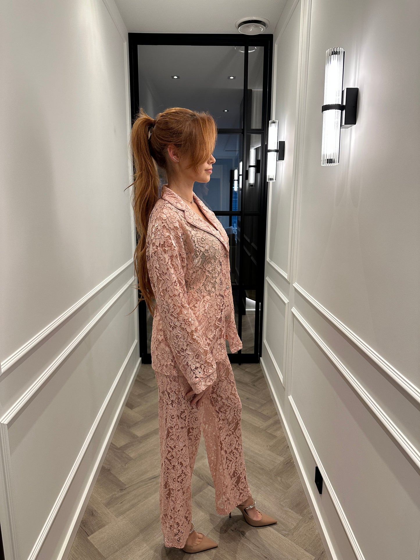 10a lace suit