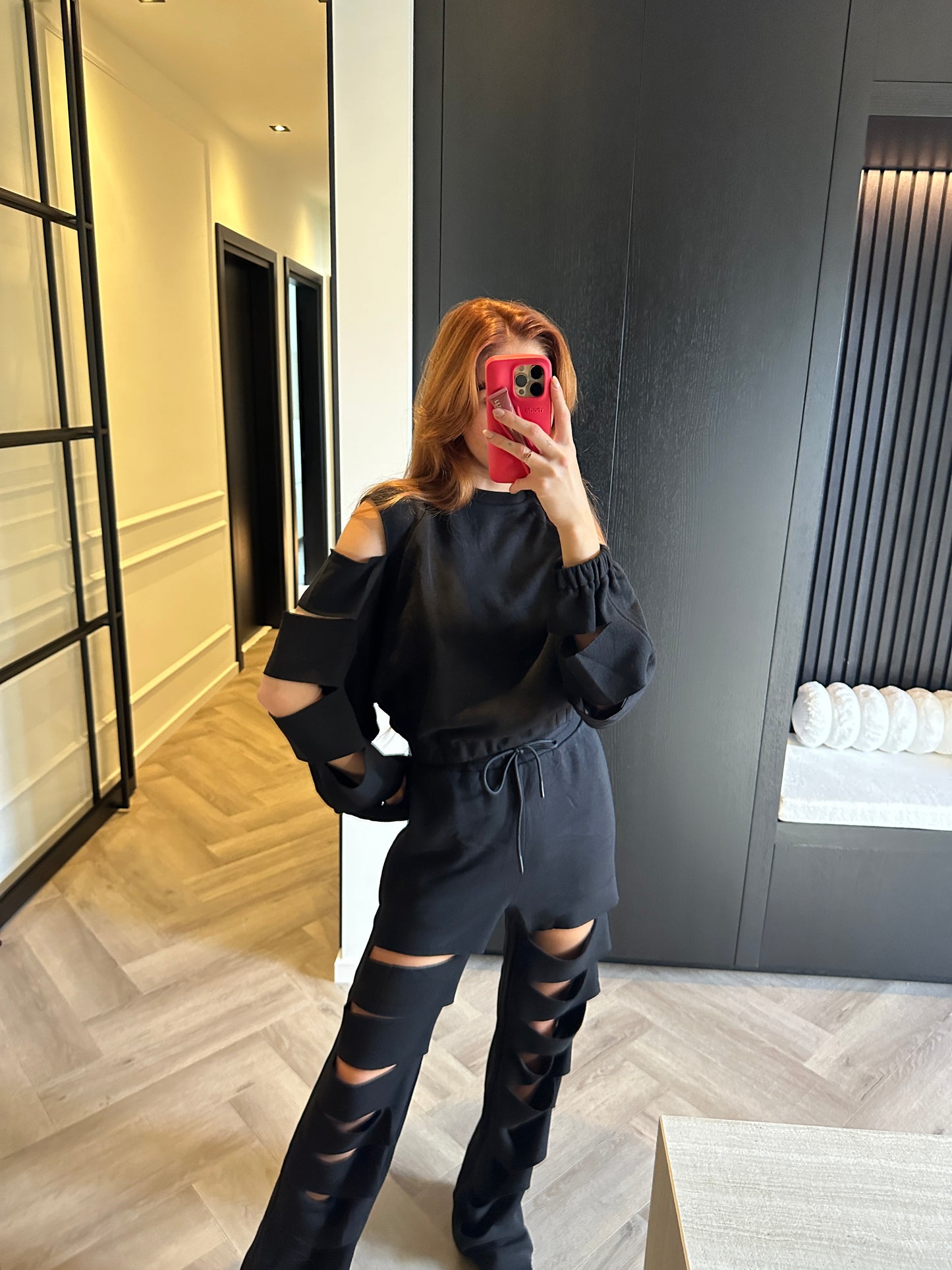 Joggingpak uitgesneden mouwen