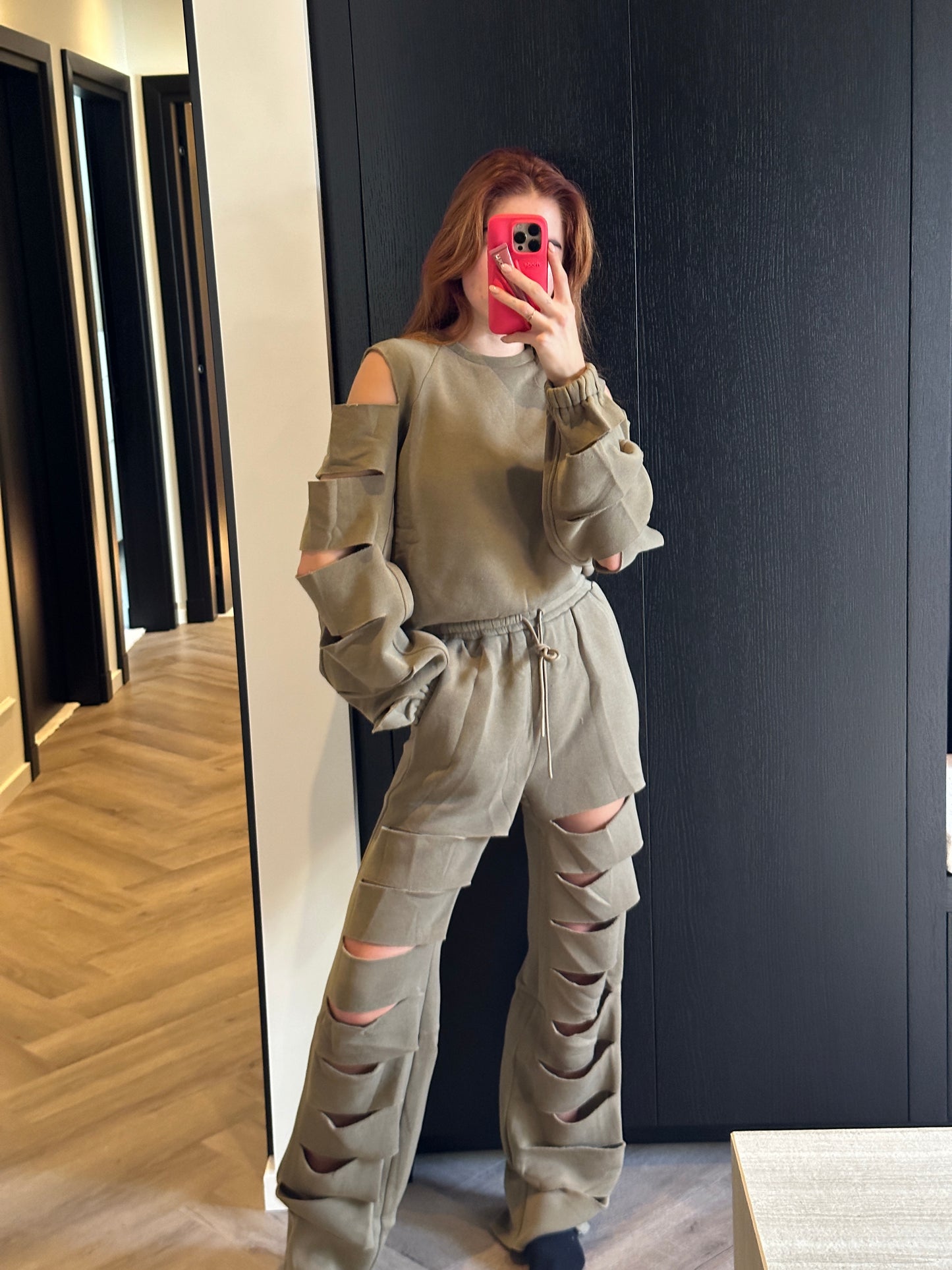 Joggingset met uitgesneden mouwen