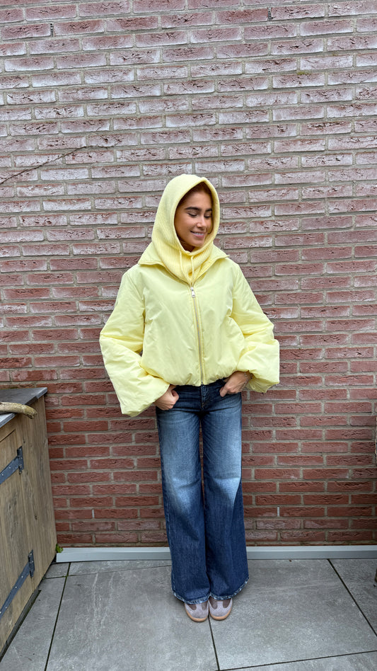Butter Yellow Bomber